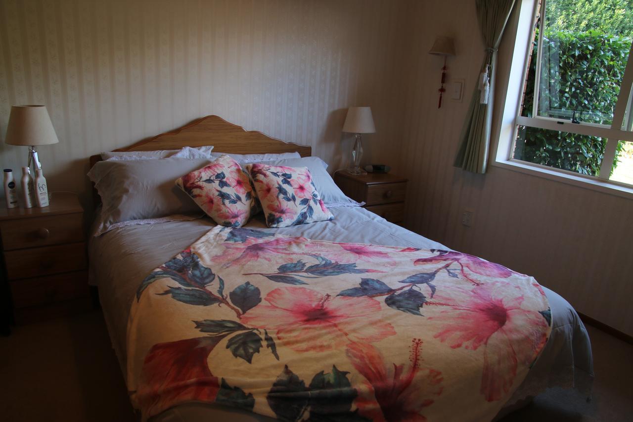 Country Views Villa Clevedon Екстериор снимка